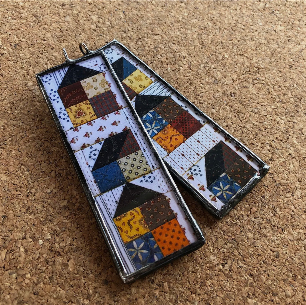 Quilt House with beads necklace