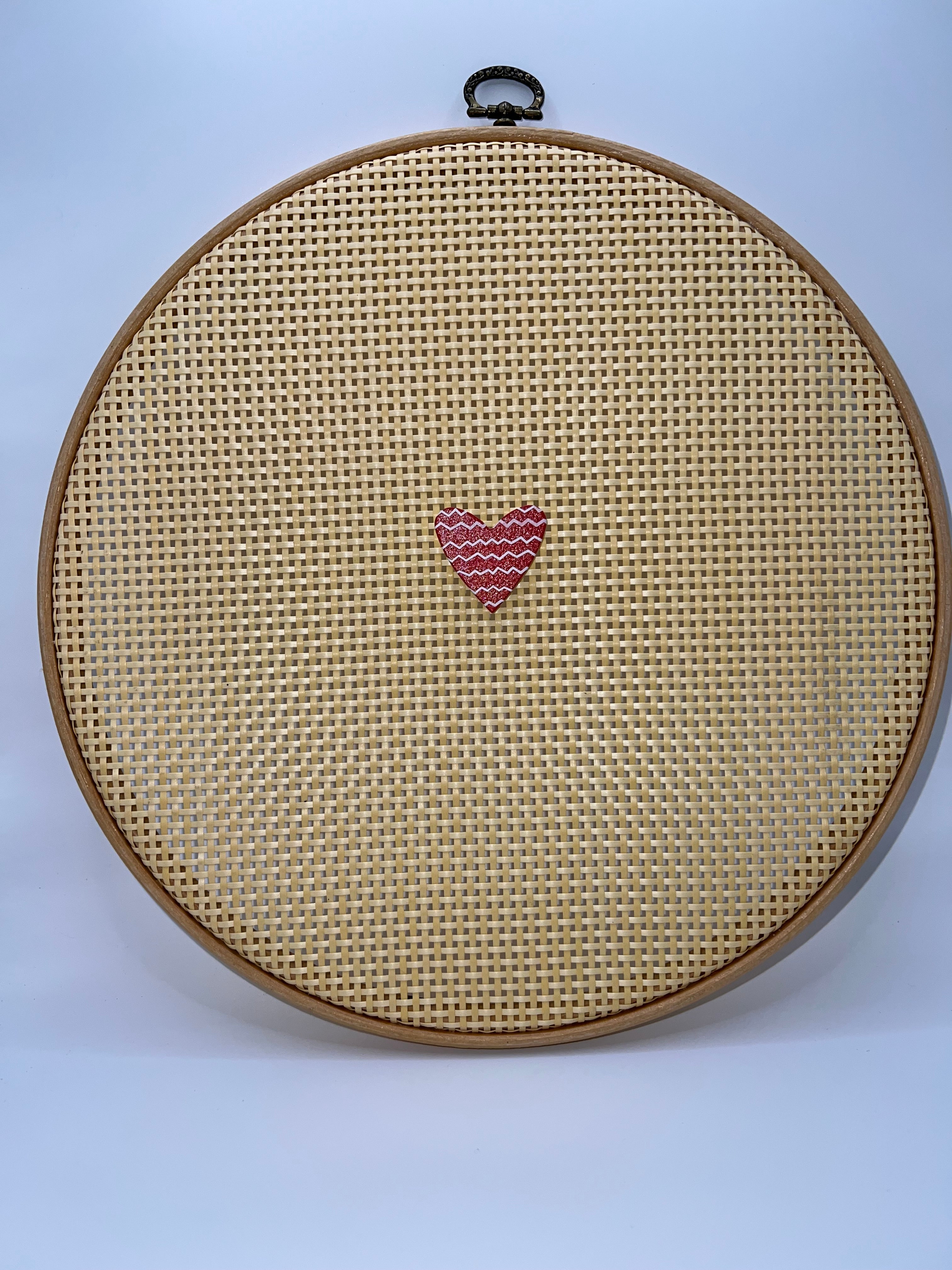 Squiggle line Heart - needle minder