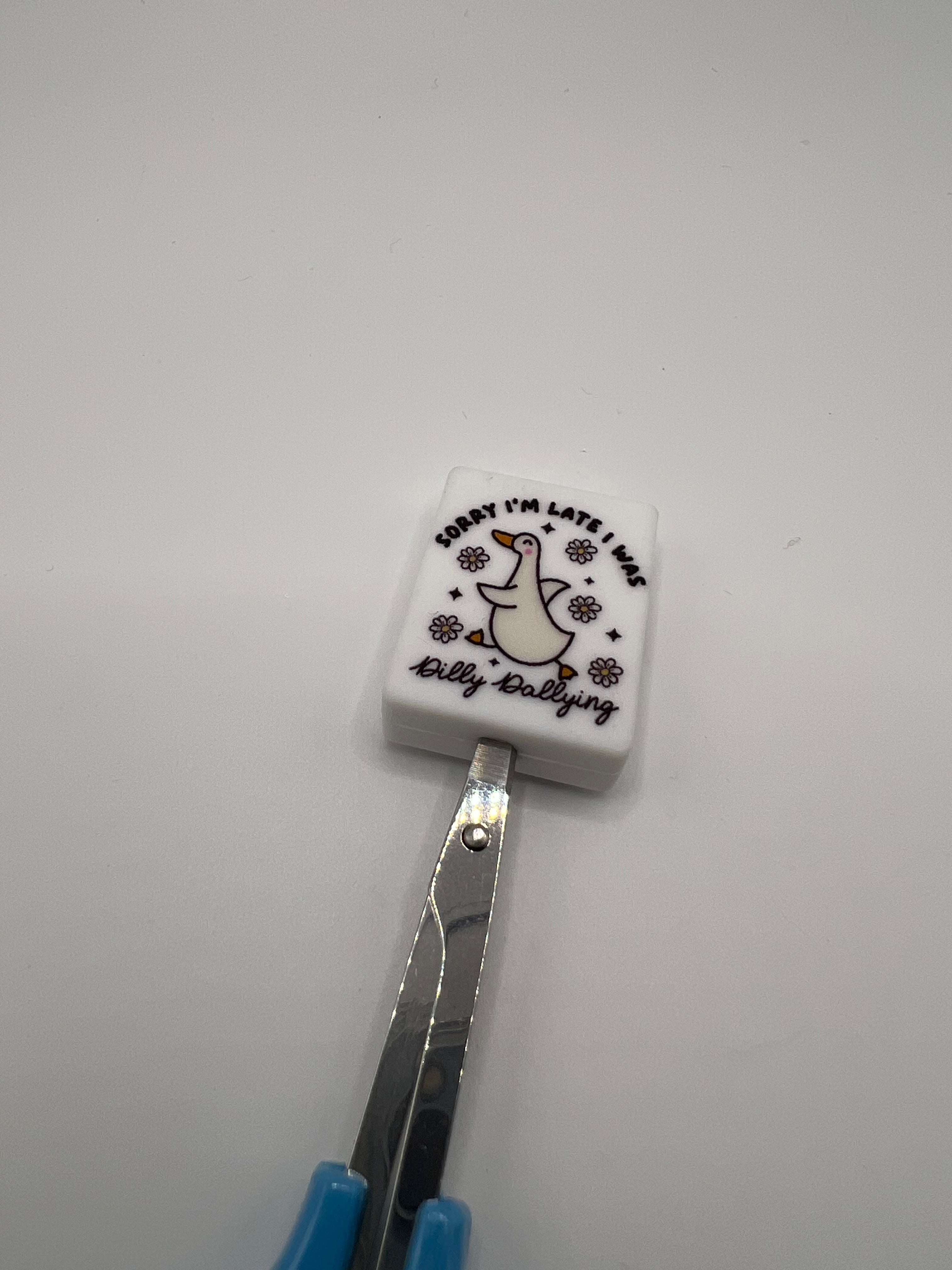 Dilly Dally scissor tip protector