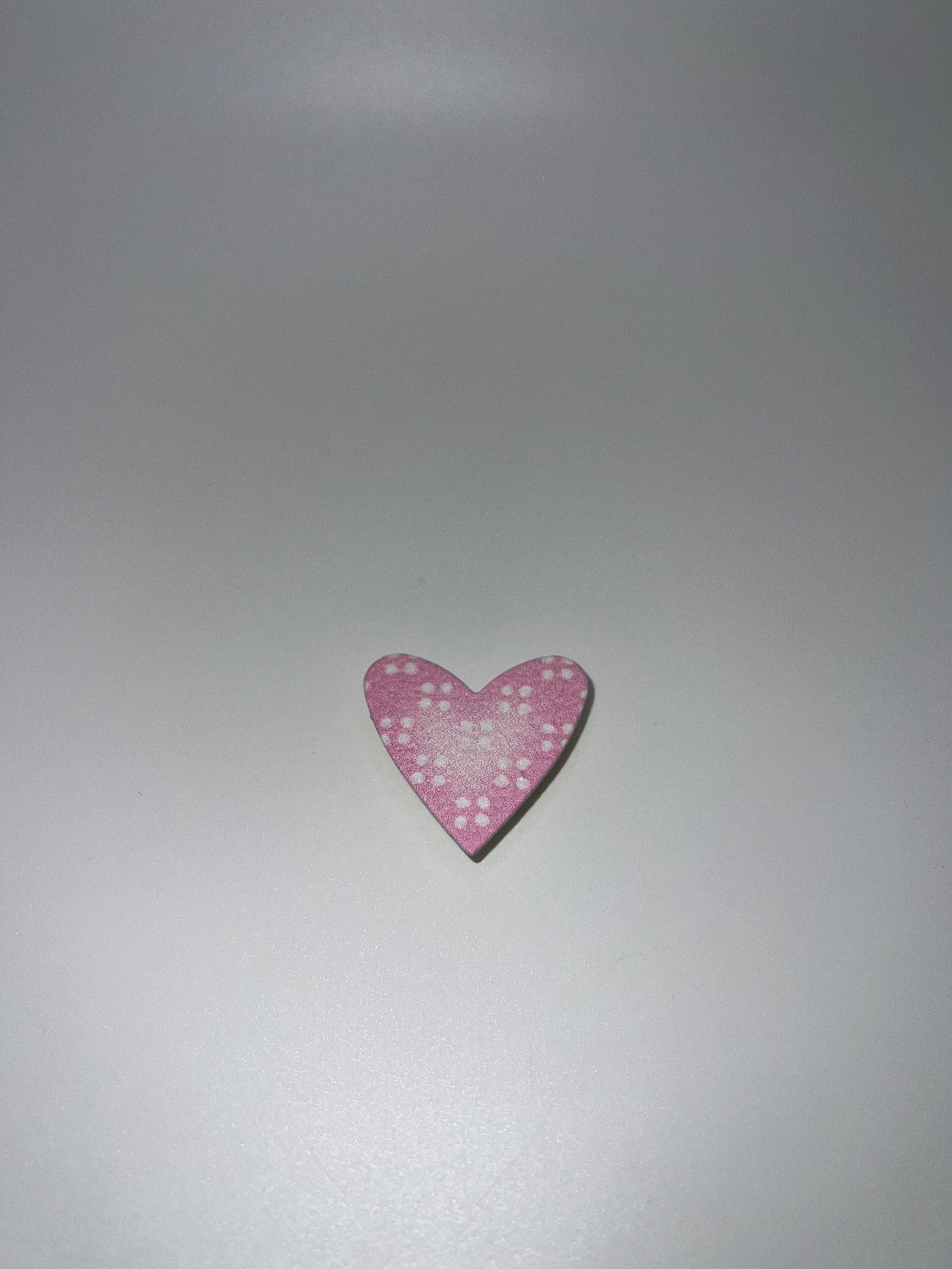 Pink heart with white dots in square pattern - needle minder