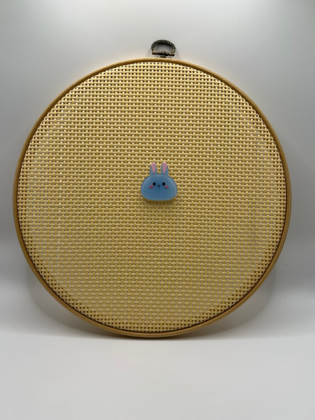 Blue bunny needle minder