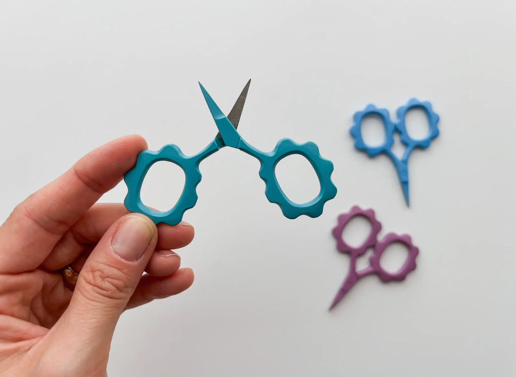 Small Flower Scissors, Tiny Embroidery Scissors