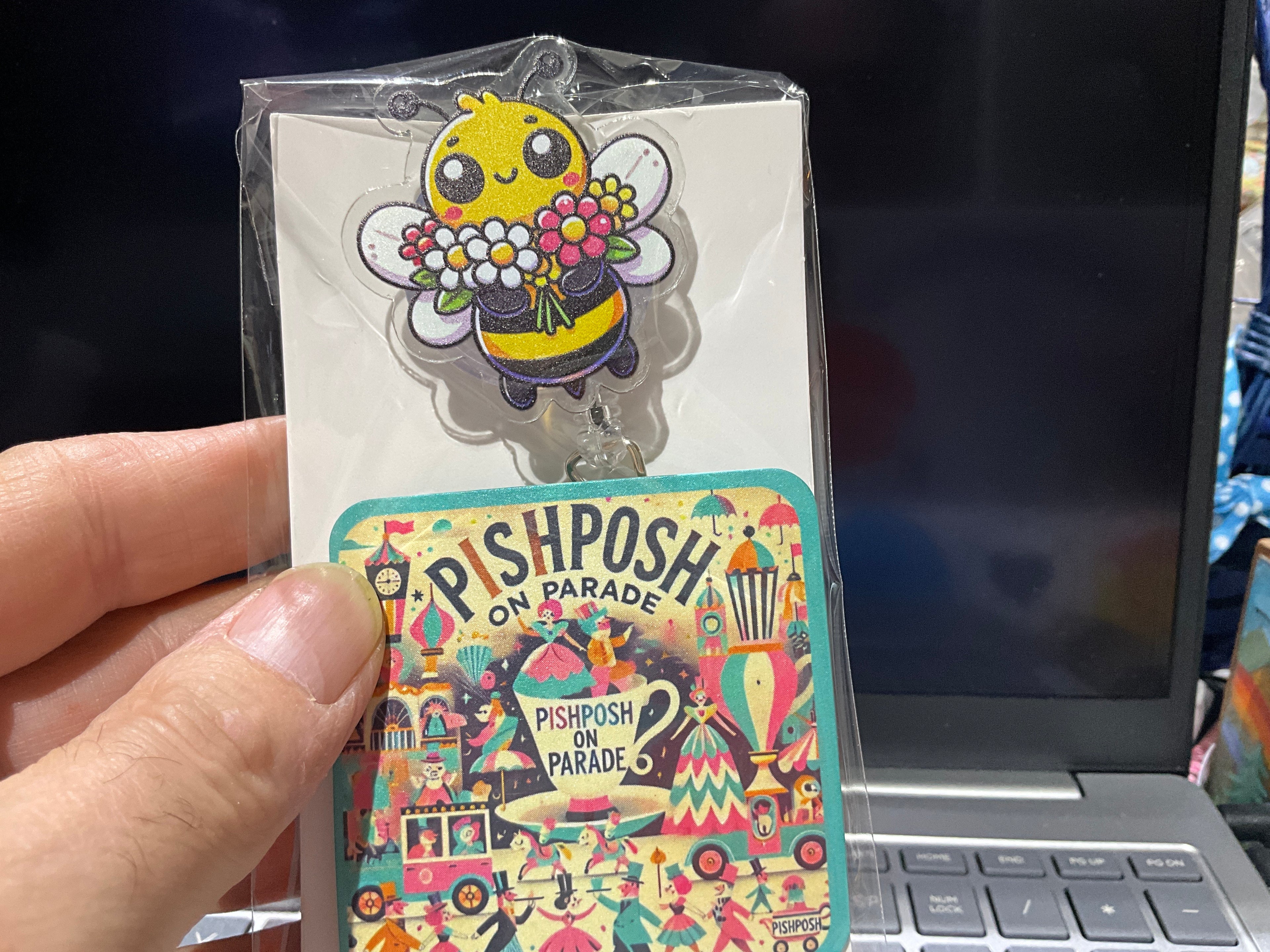 Honey Bee - Badge / Scissor Reel