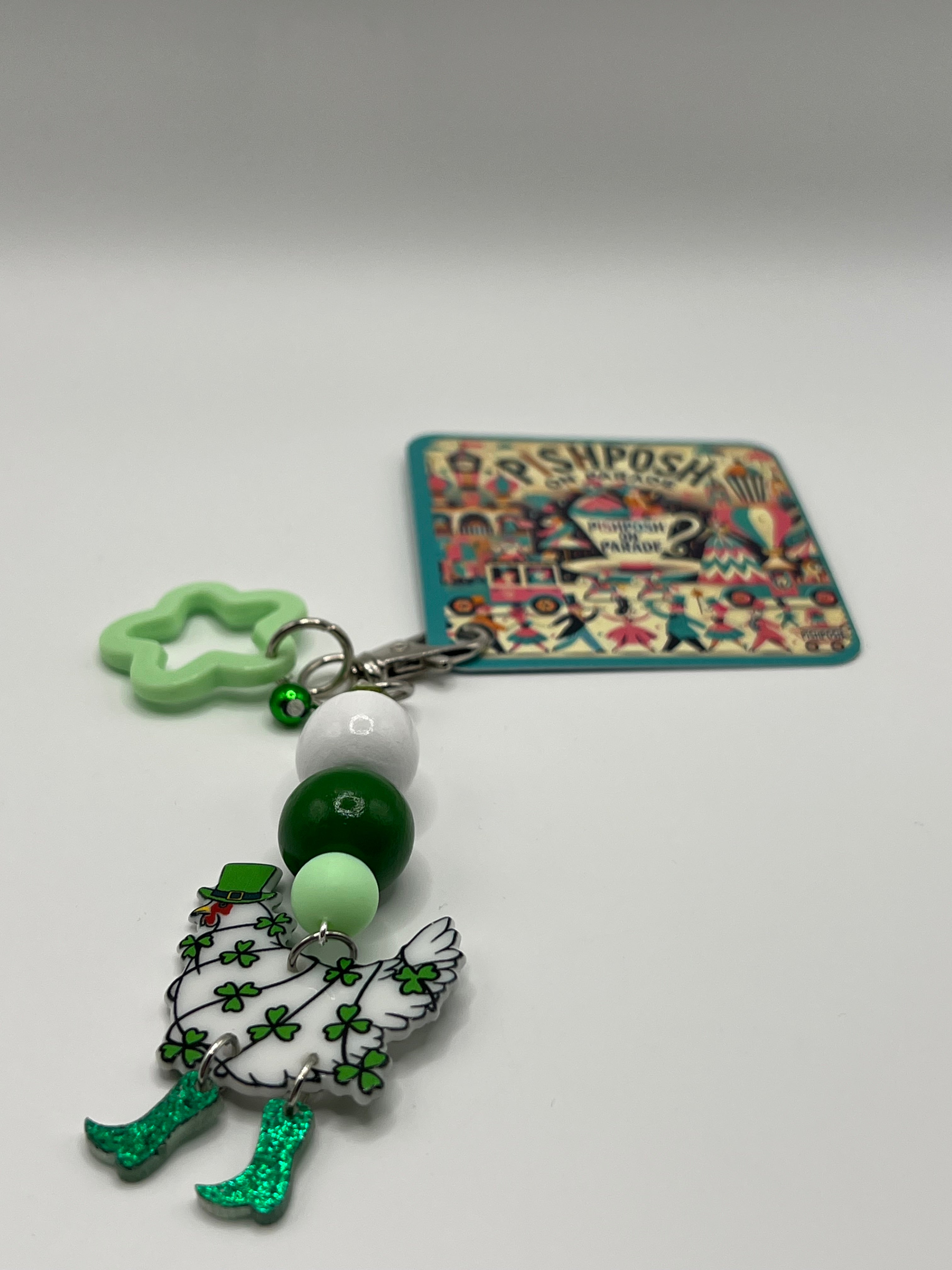 Lucky Chicken with shamrock / Clover - zipper pull / scissor charm