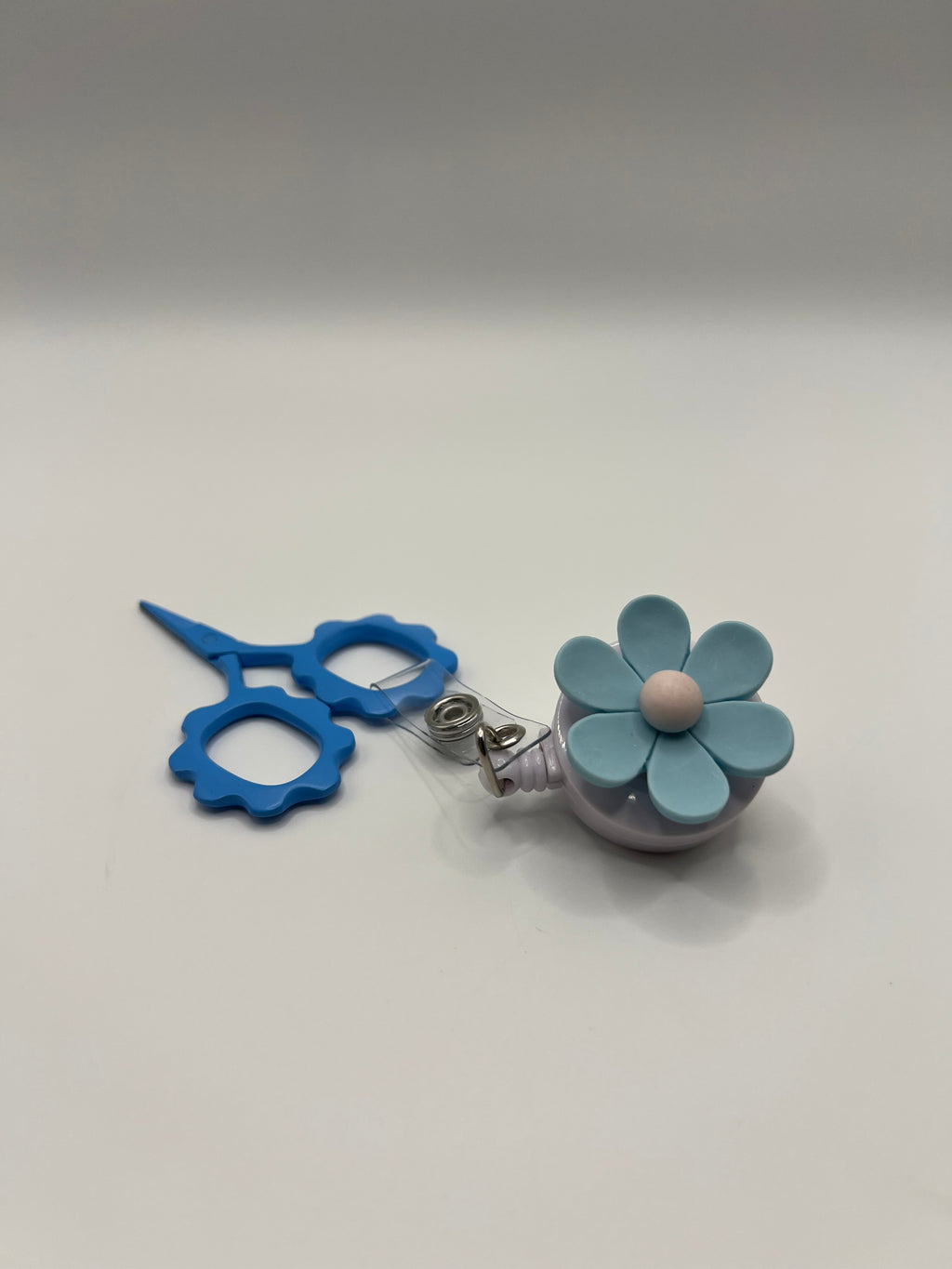 Blue Flower Badge / Scissor Reel - scissors not included