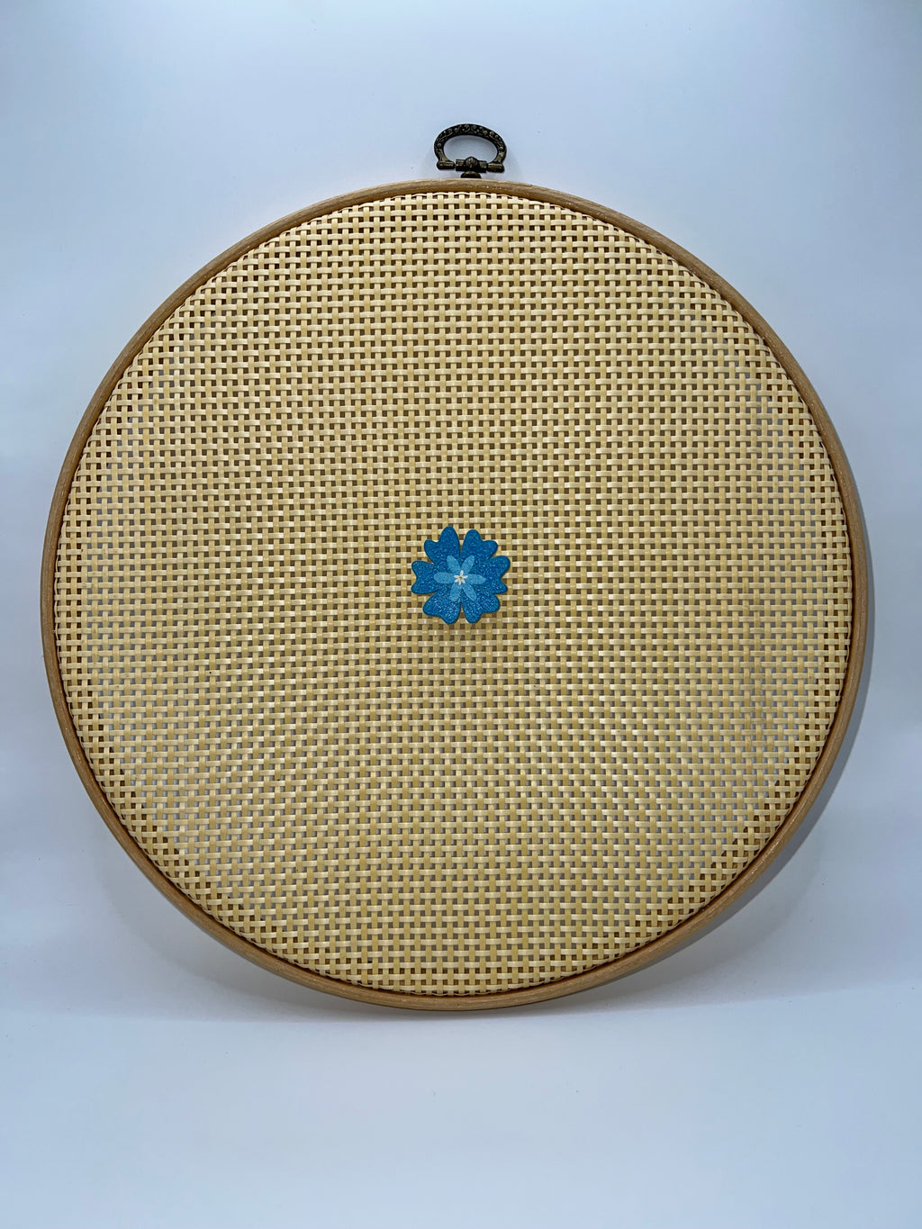 Blue Flower - needle minder