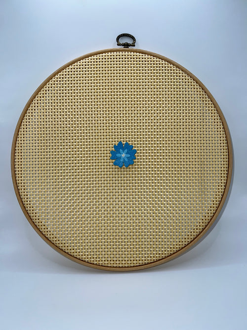 Blue Flower - needle minder