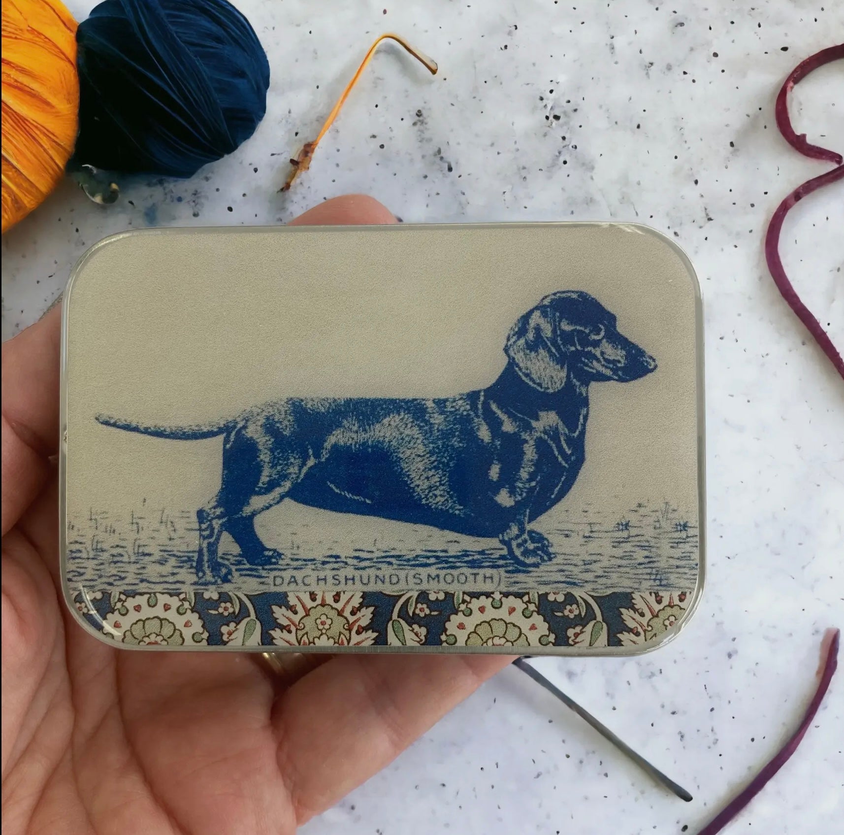 Dachshund Notions Tin