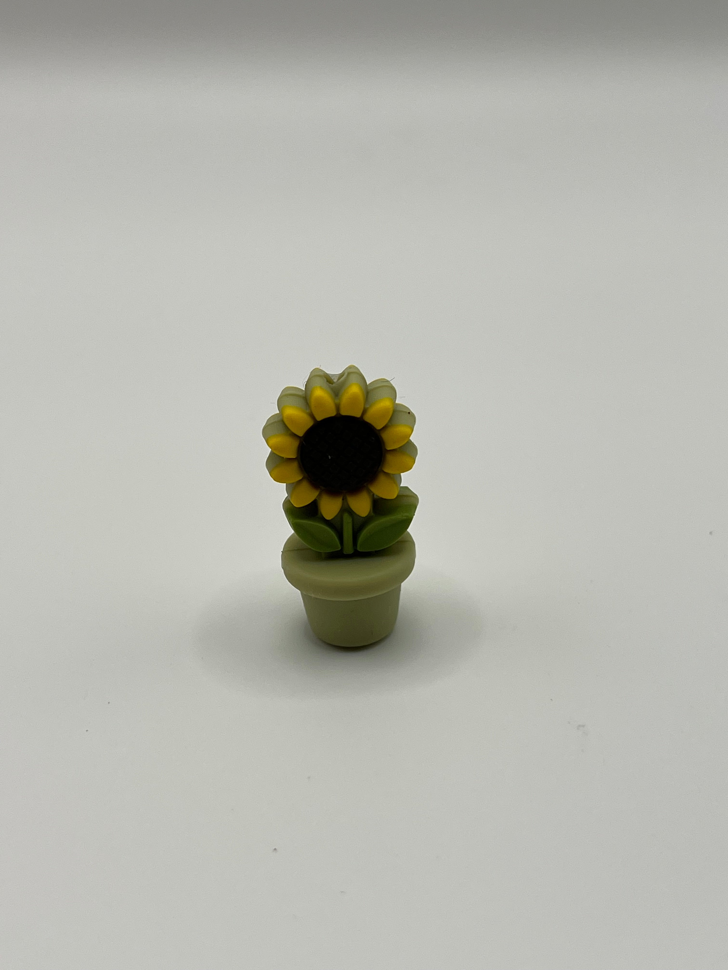 Sunflower with Green Pot Scissor Tip Protector