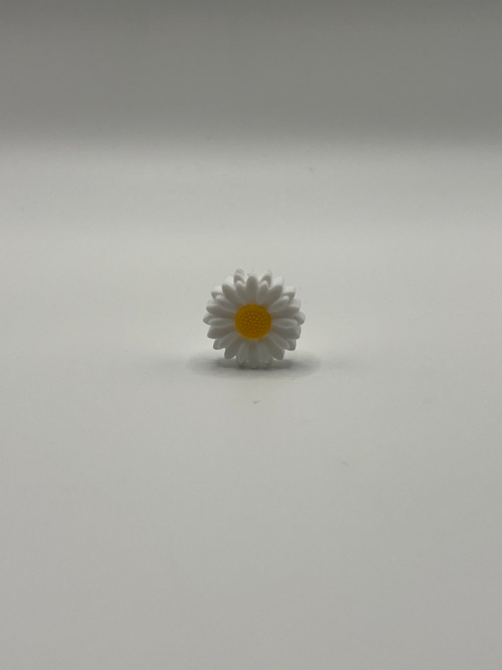 White Daisy - Scissor Tip Protector