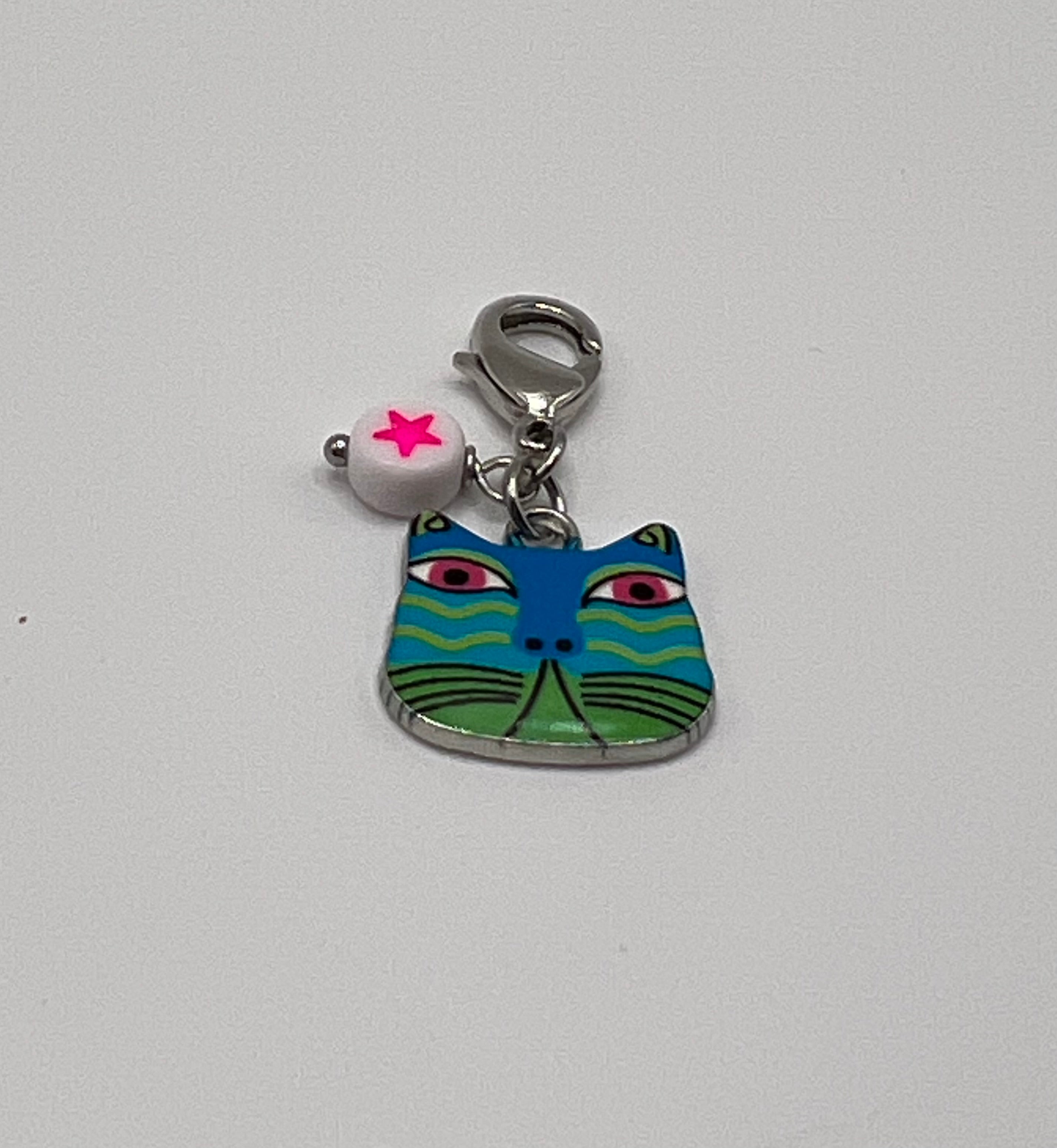 Funky Cat Blue/Green with Pink Star Zipper Pull