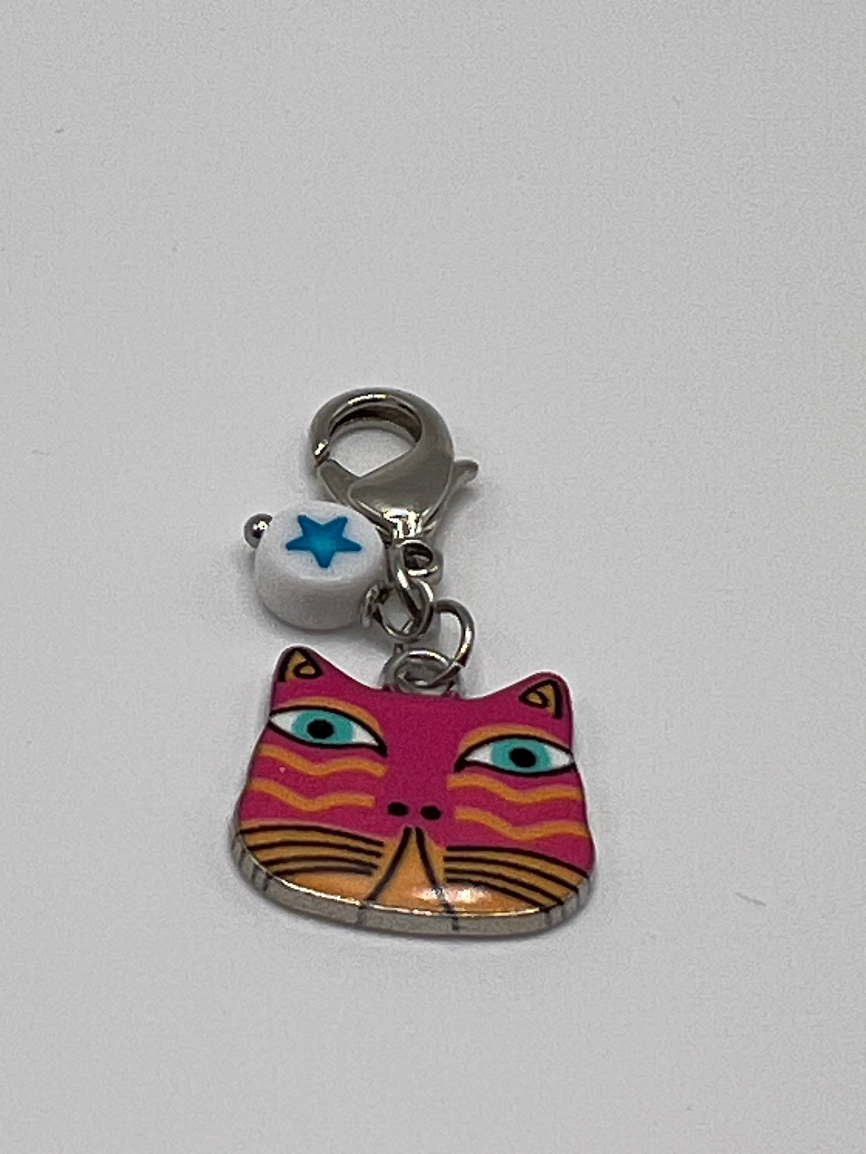 Funky Cat Pink/Orange with Blue Star - Zipper Pull