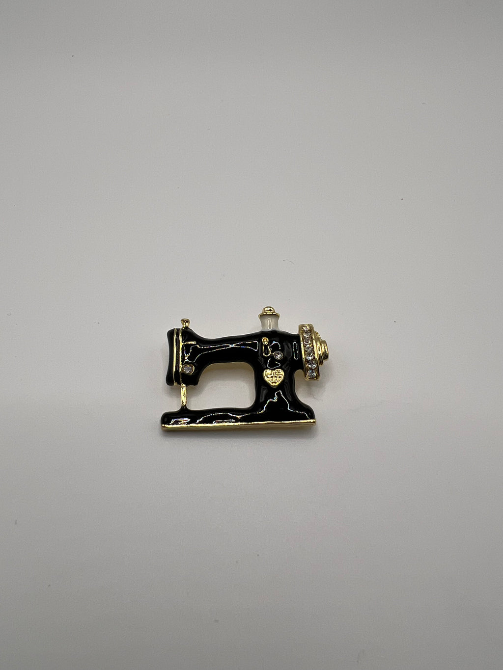 Cute Black Sewing Machine Brooch