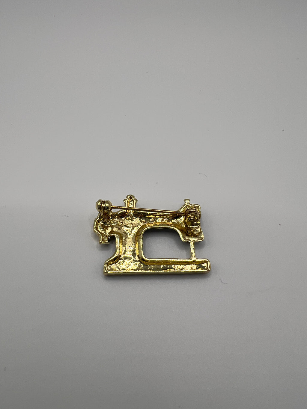 Cute Black Sewing Machine Brooch
