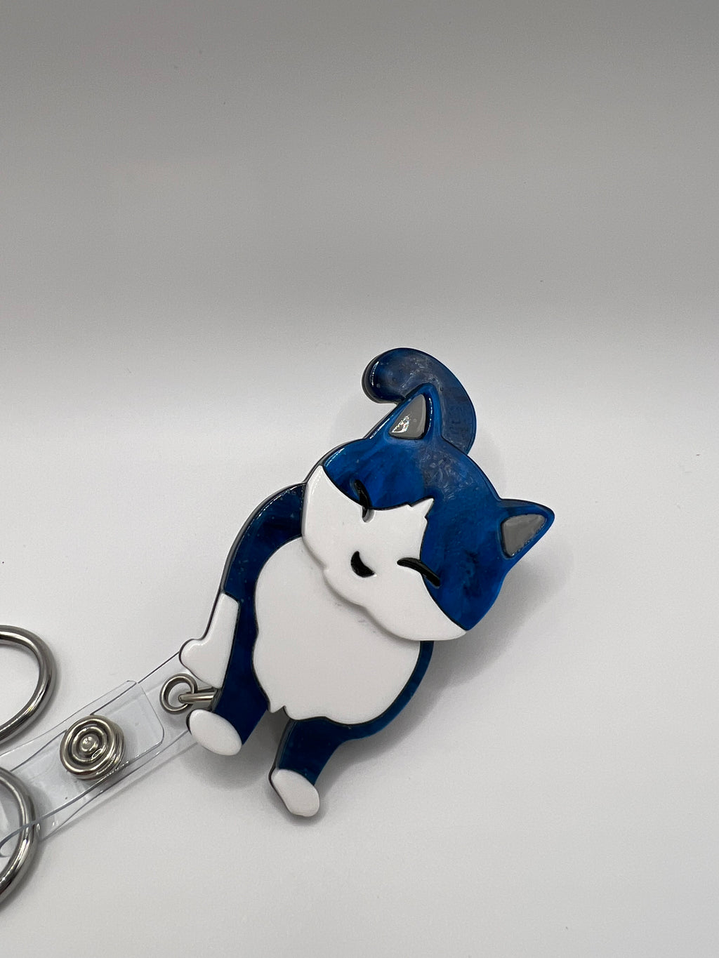 Blue and White Cat - Scissor Badge Reel