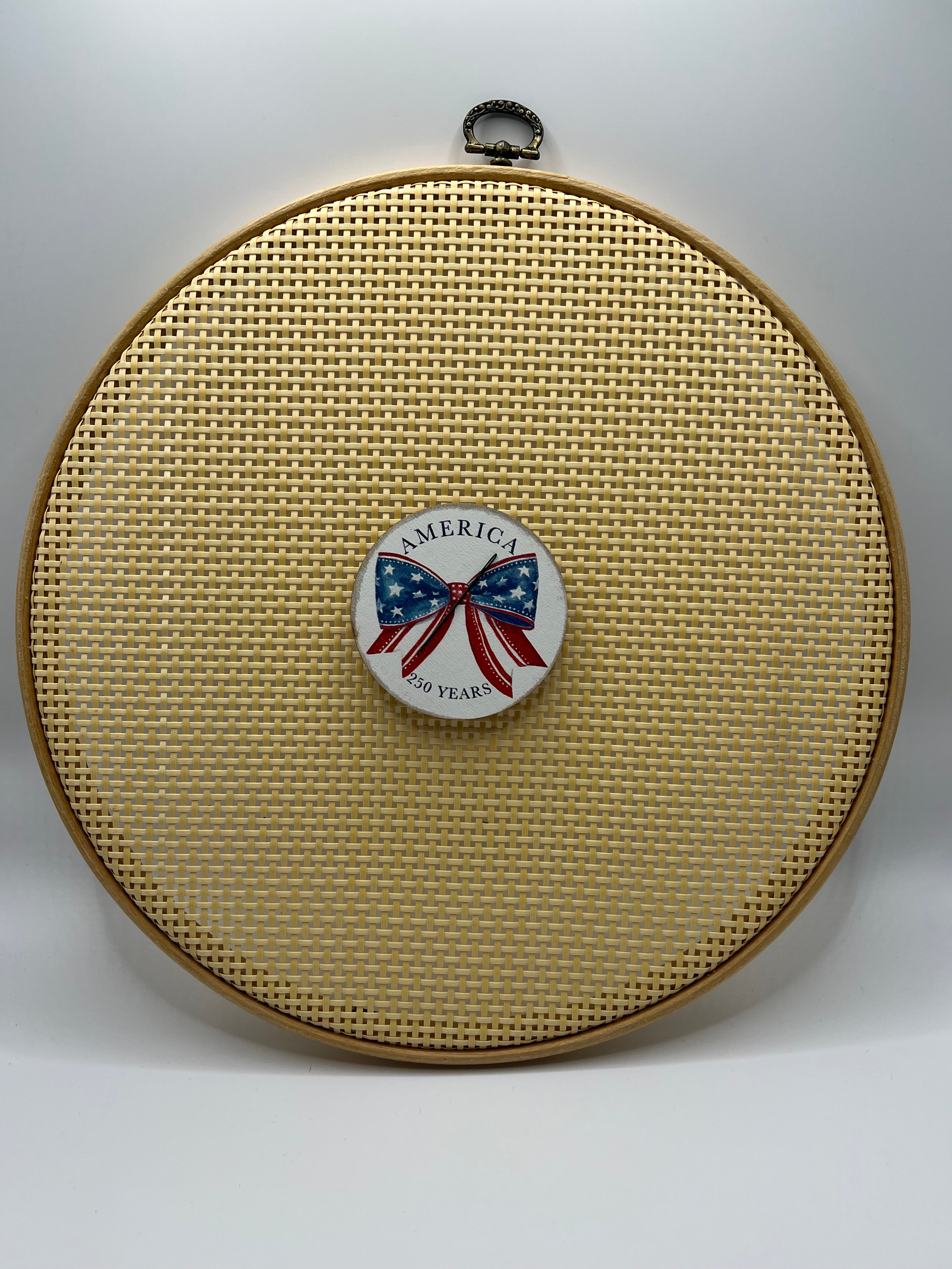 America Bow 250 Years - Needle Minder