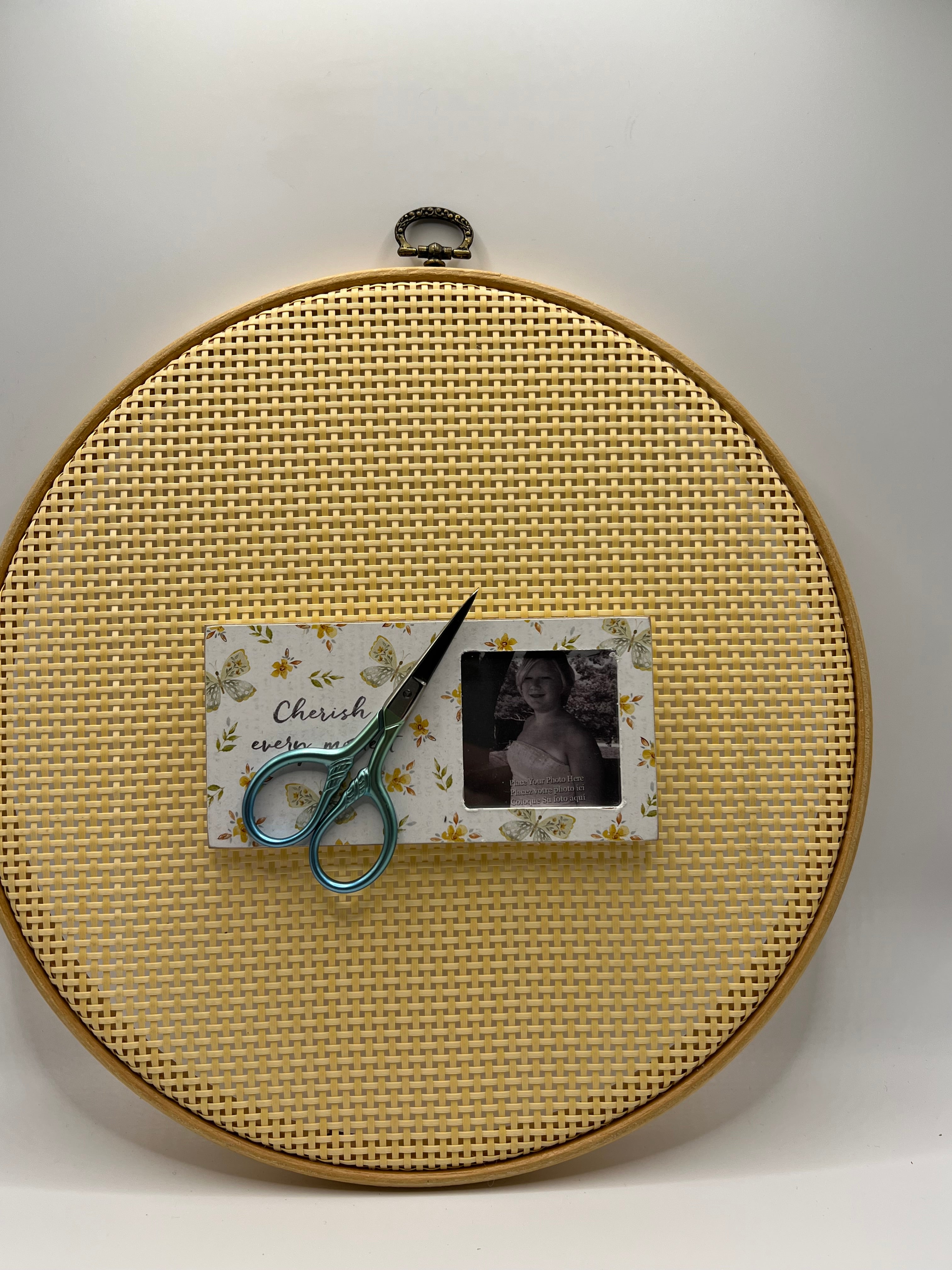 Scissor Minder with Frame - Cherish Every Moment