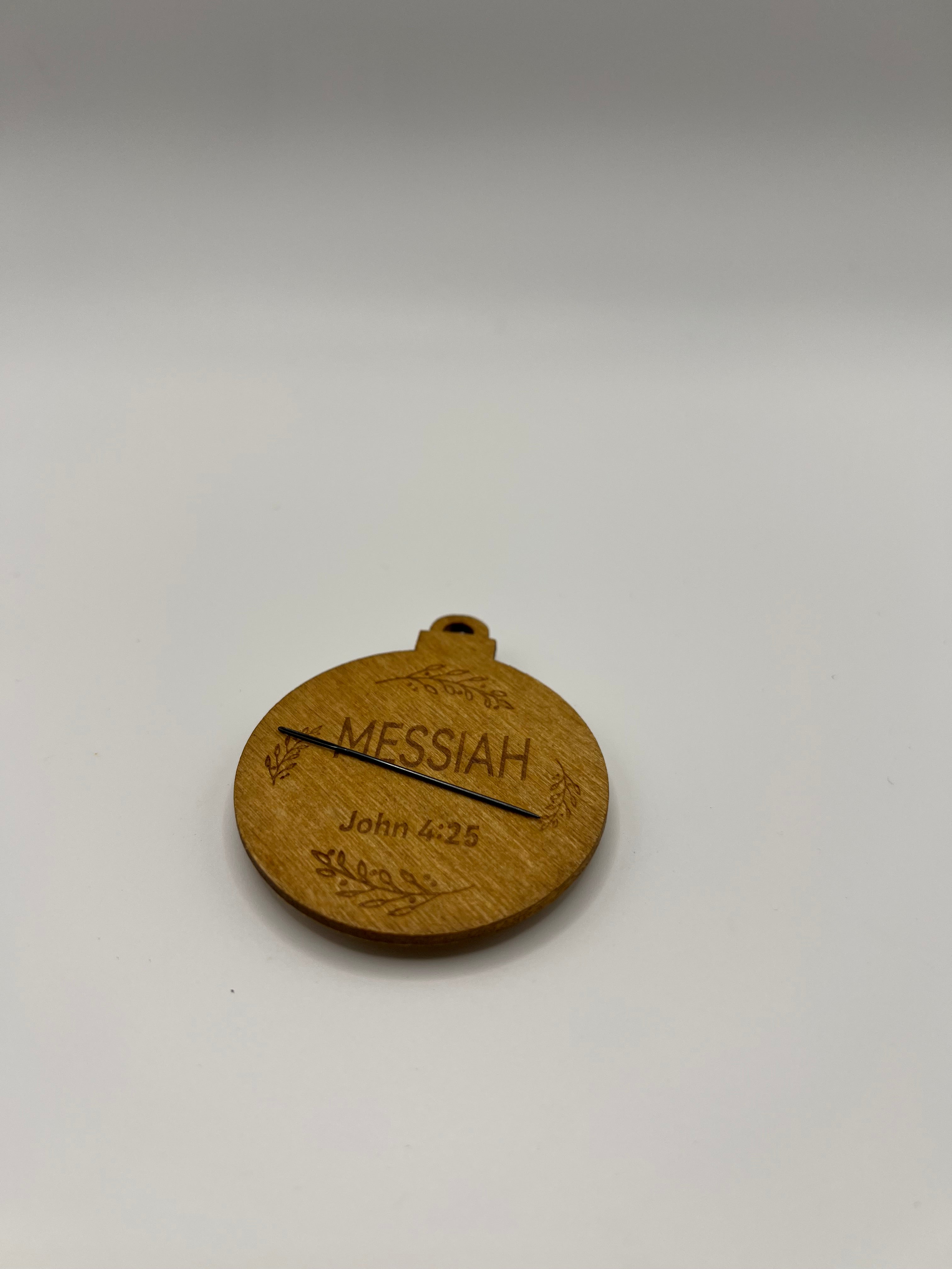 Needle Minder - Messiah (wood)