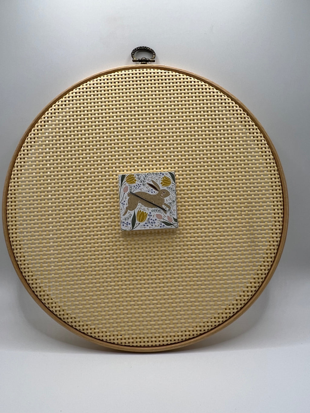 Needle Minder - hopping bunny