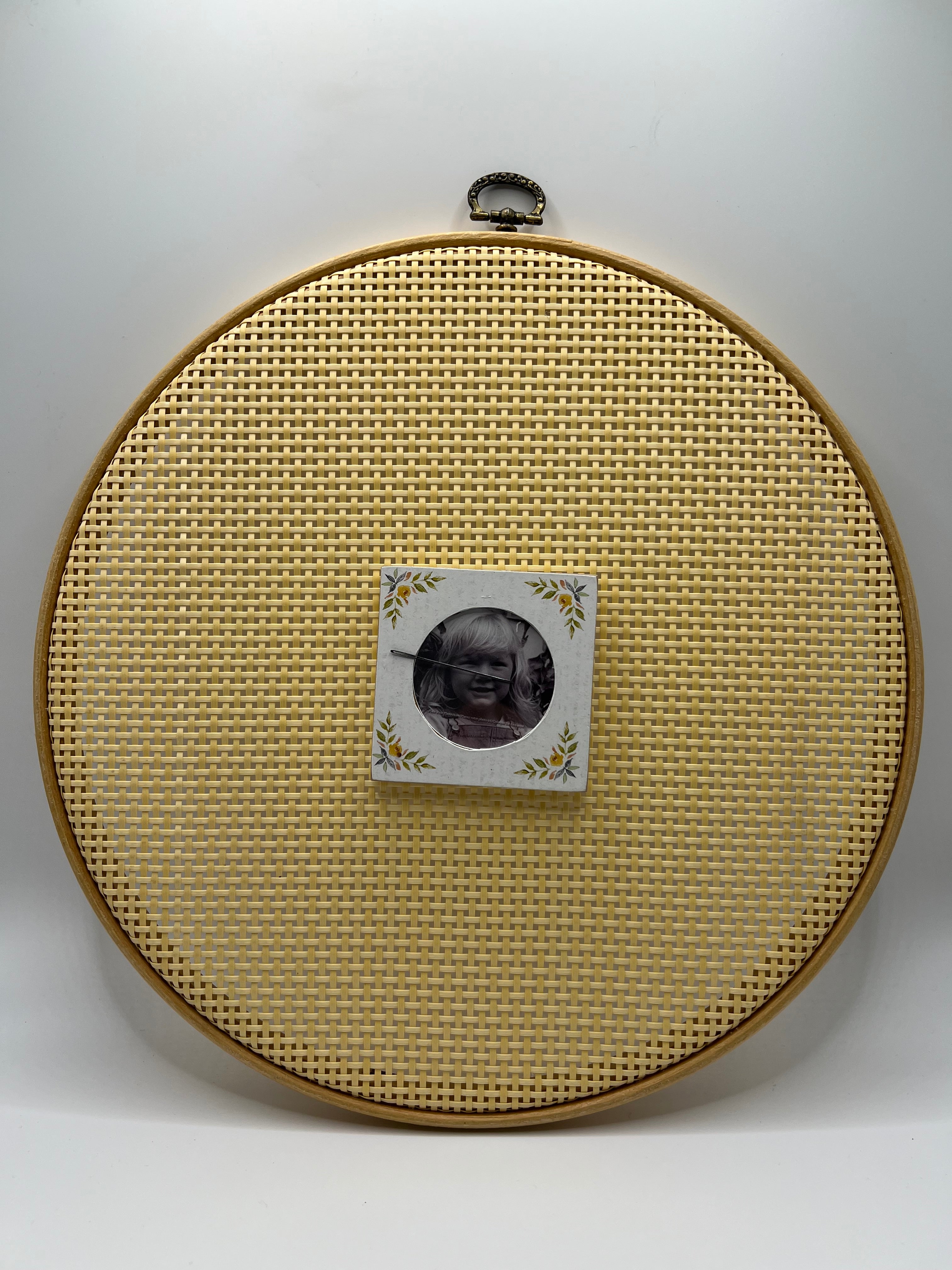 Needle Minder - Frame with flowers on corners