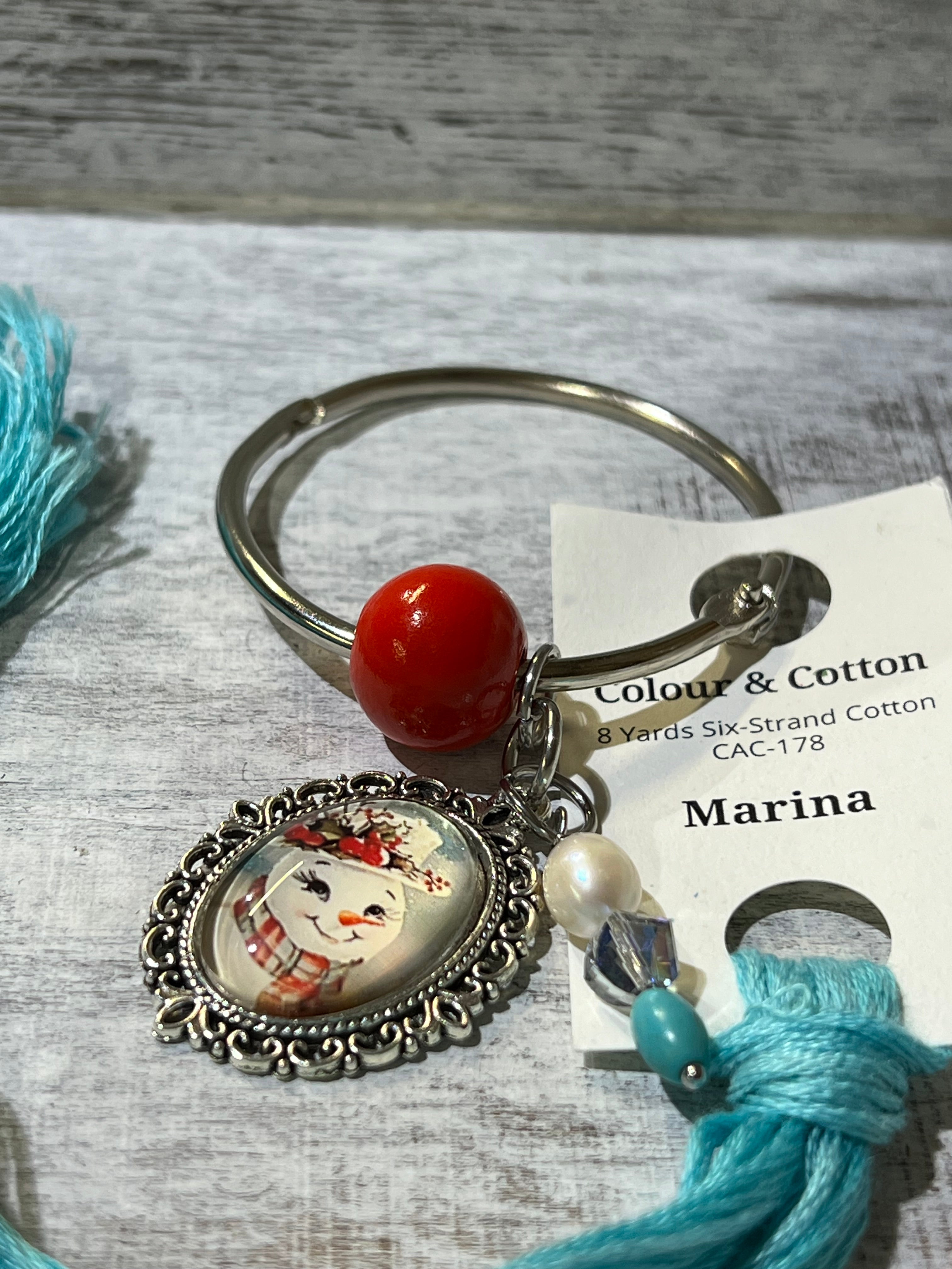 Vintage Snowman with Plaid Scarf - Floss Ring