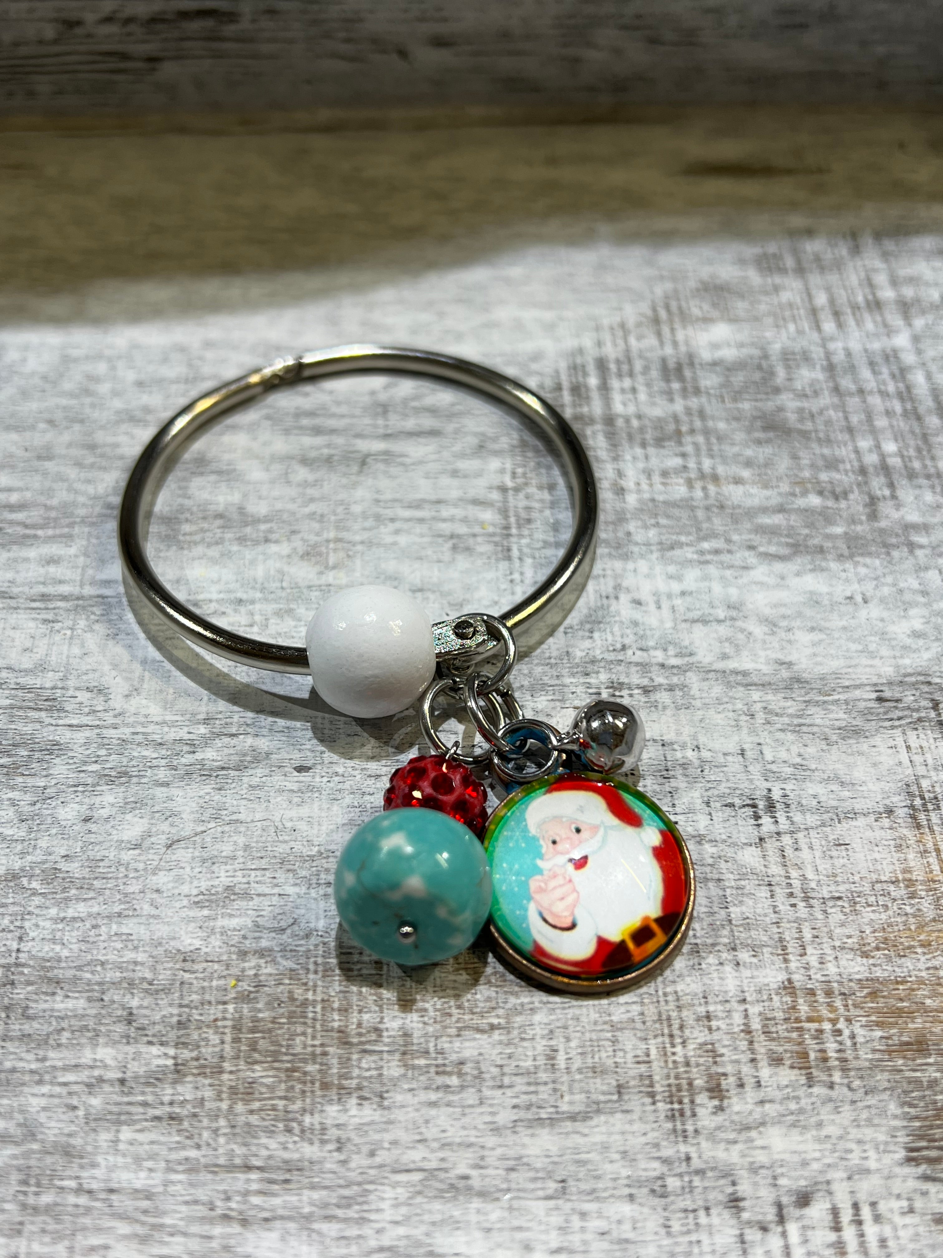 Santa with Turquoise - Floss Ring