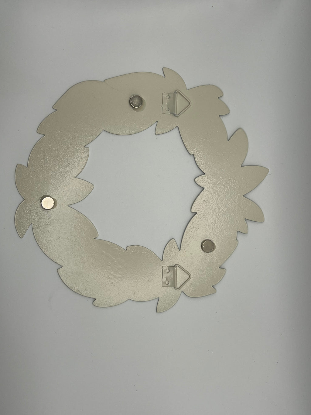 Metal Wreath with magnets on back