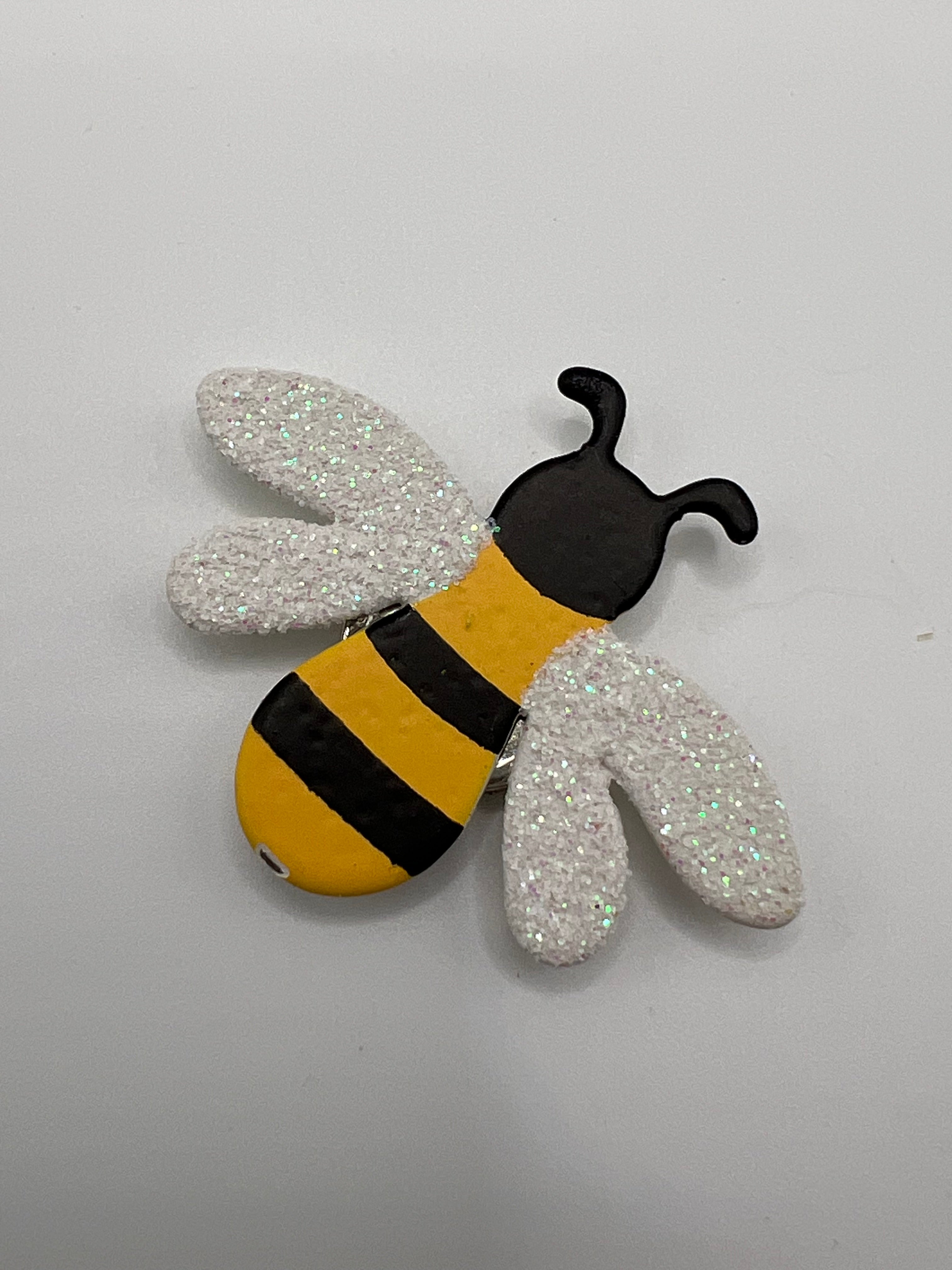 Bee Needle Minder