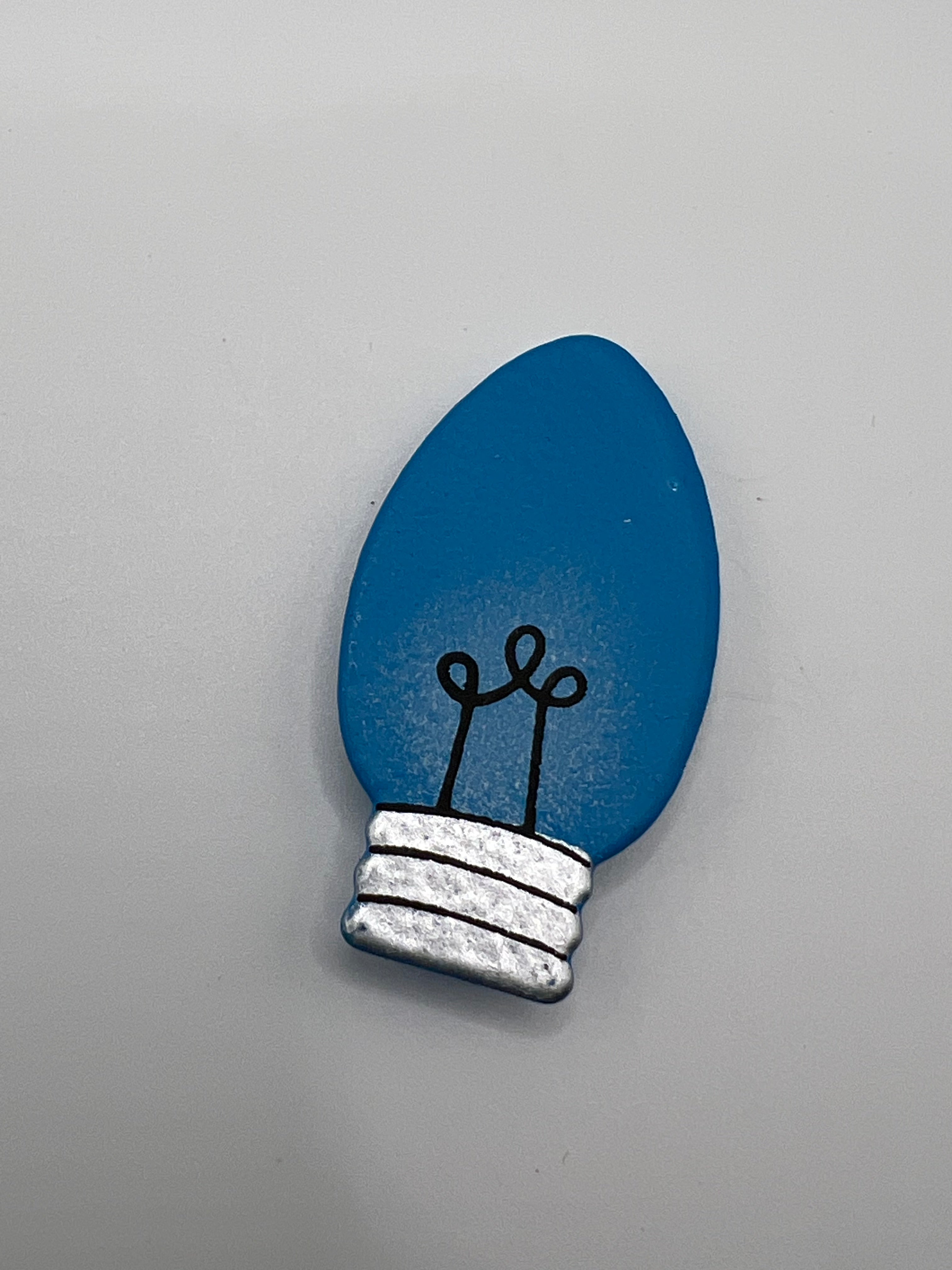 Christmas Light - Blue - Needle Minder