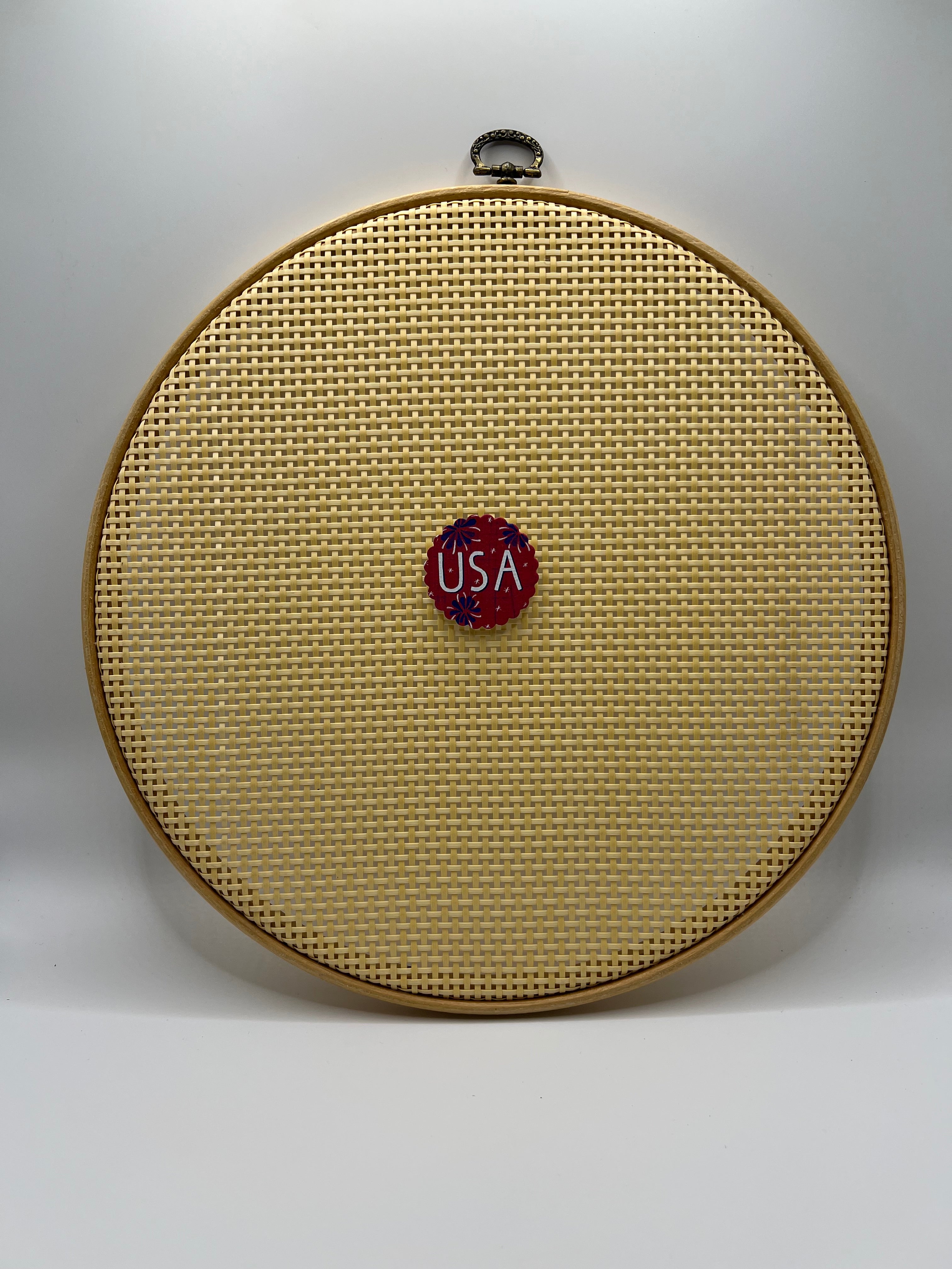 USA Fireworks Needle Minder