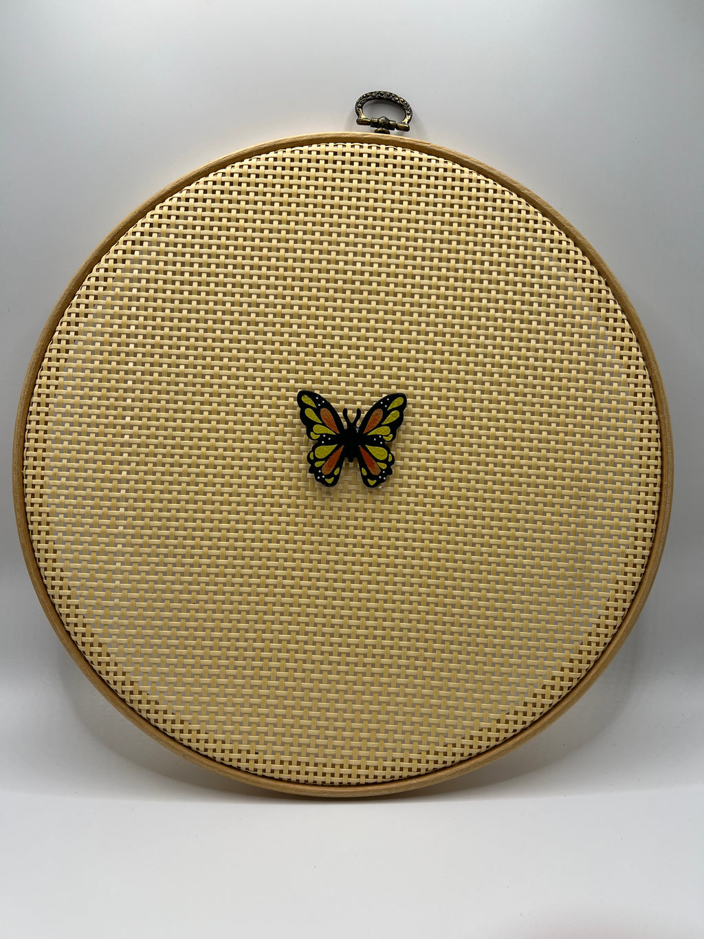 Butterfly Needle minder