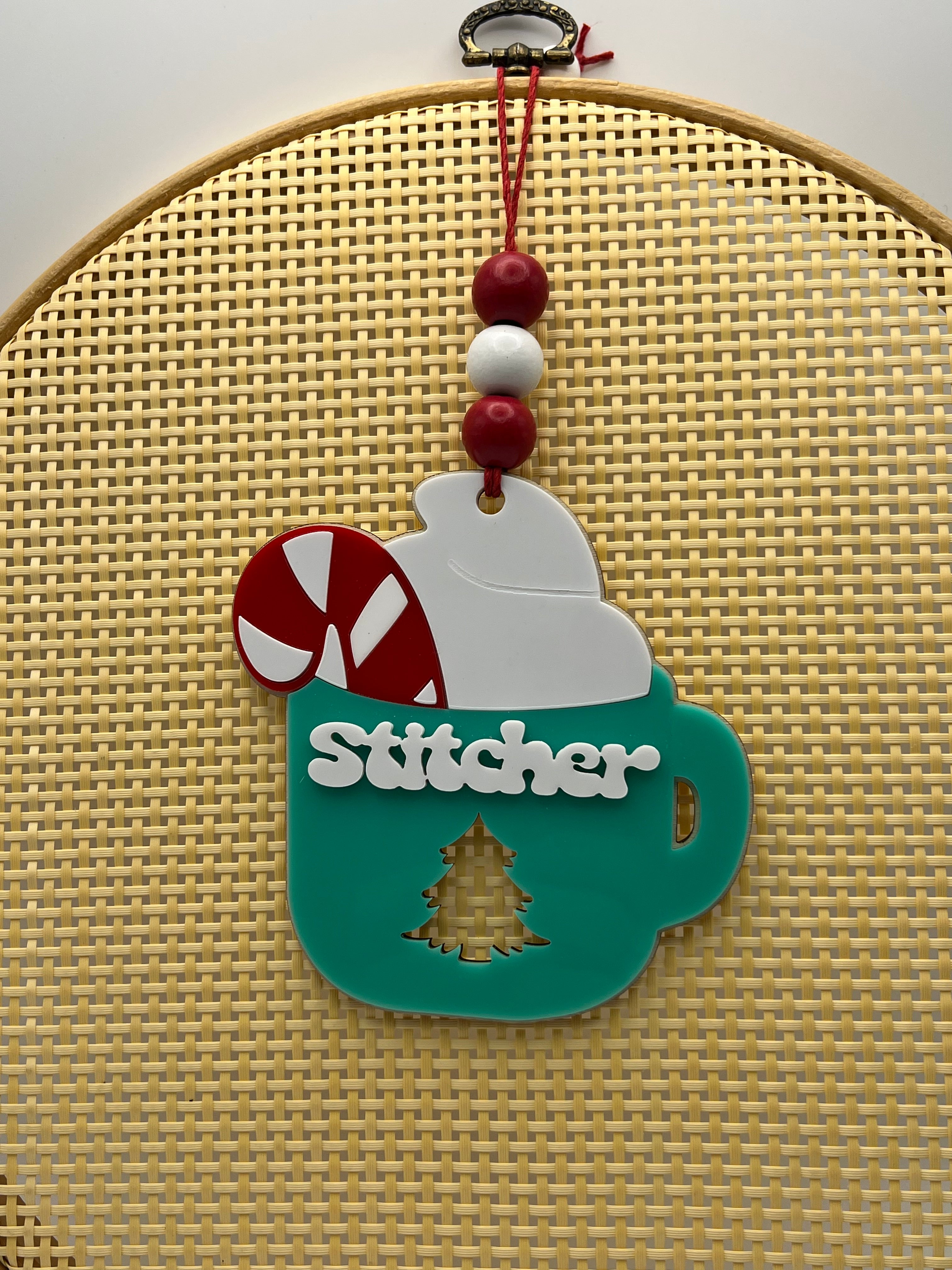 Stitcher Christmas ornament - Green