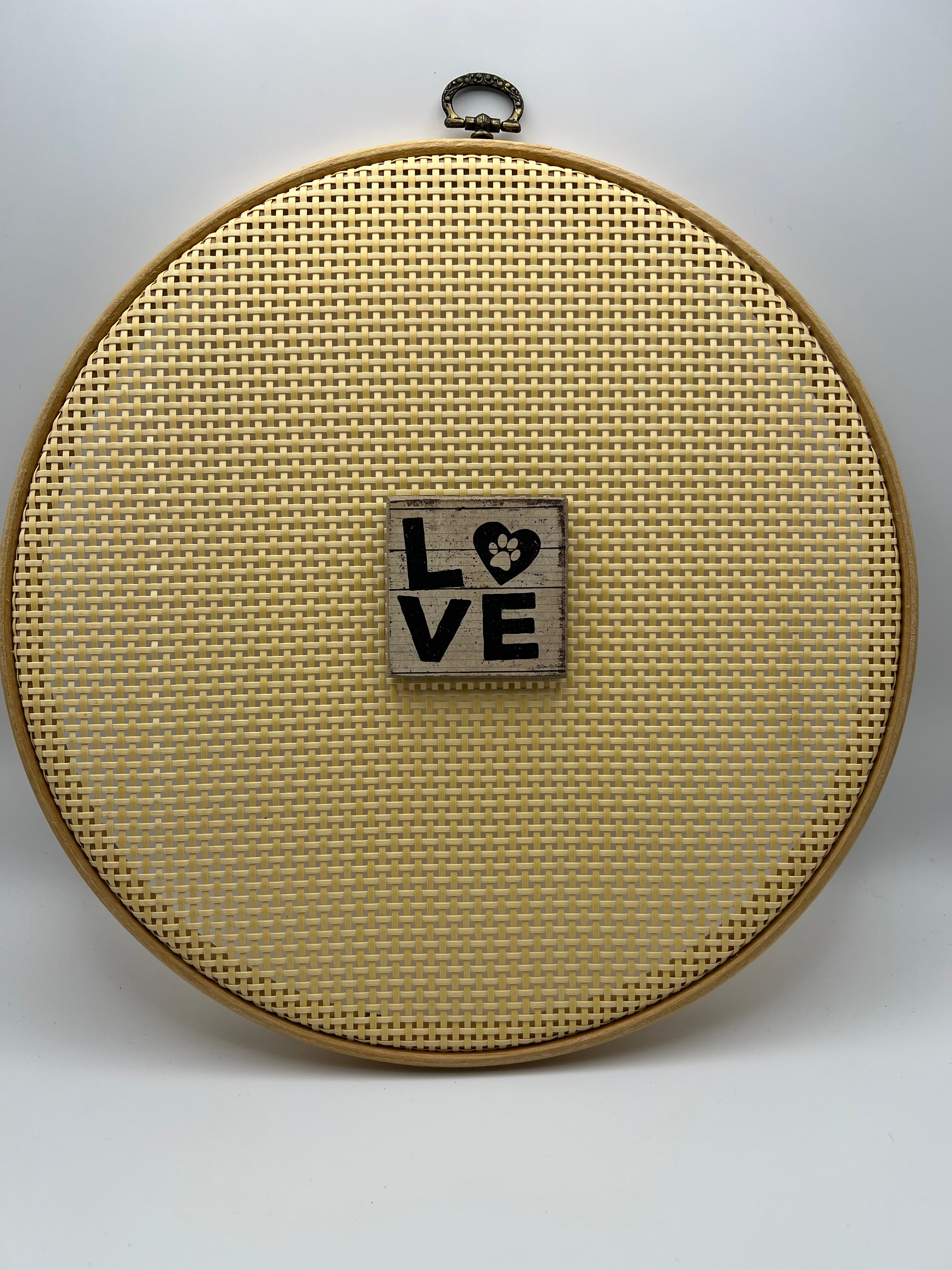 Love with Paw-Needleminder (Copy)
