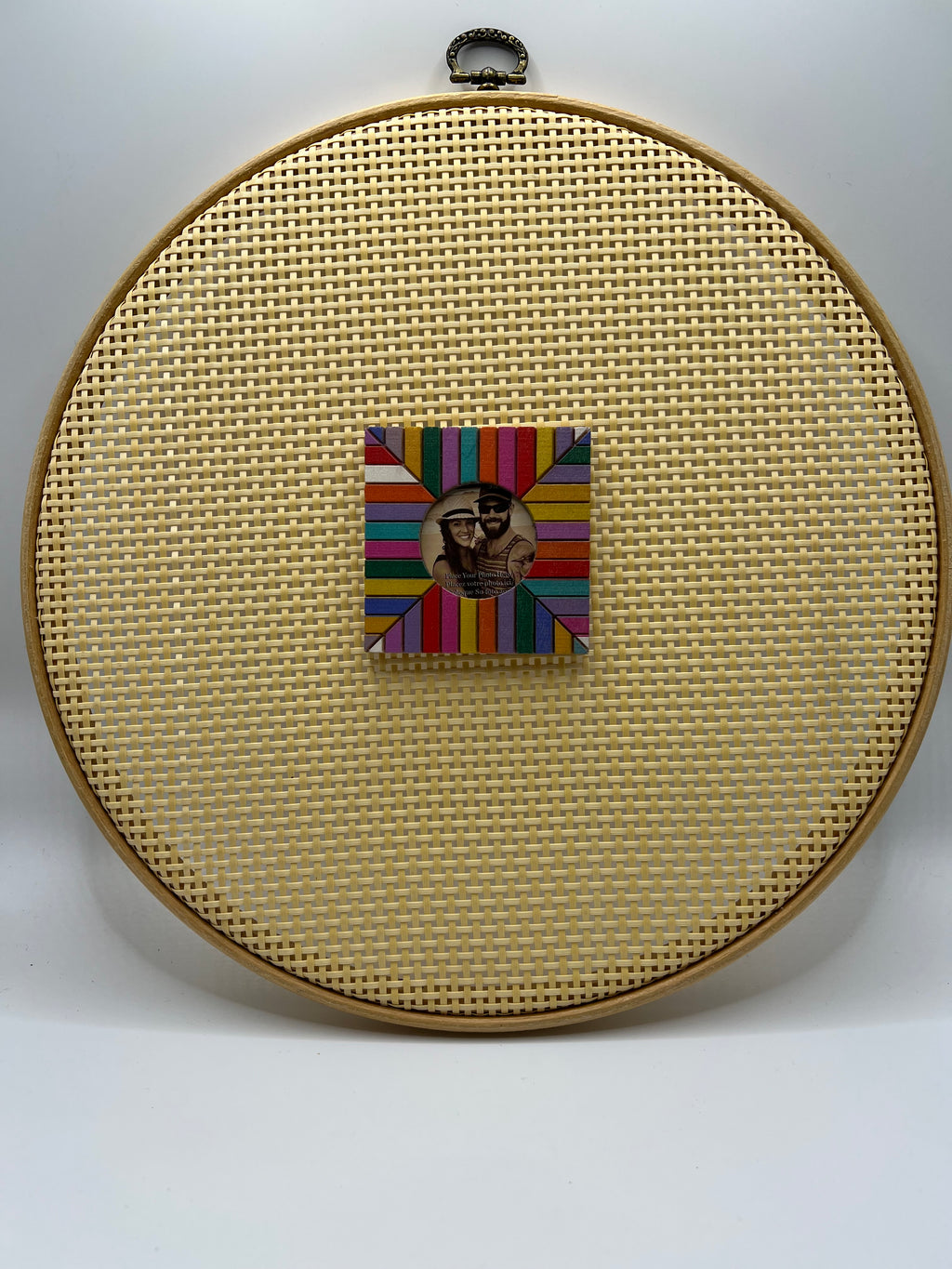 Colorful Photo Fame - Needleminder